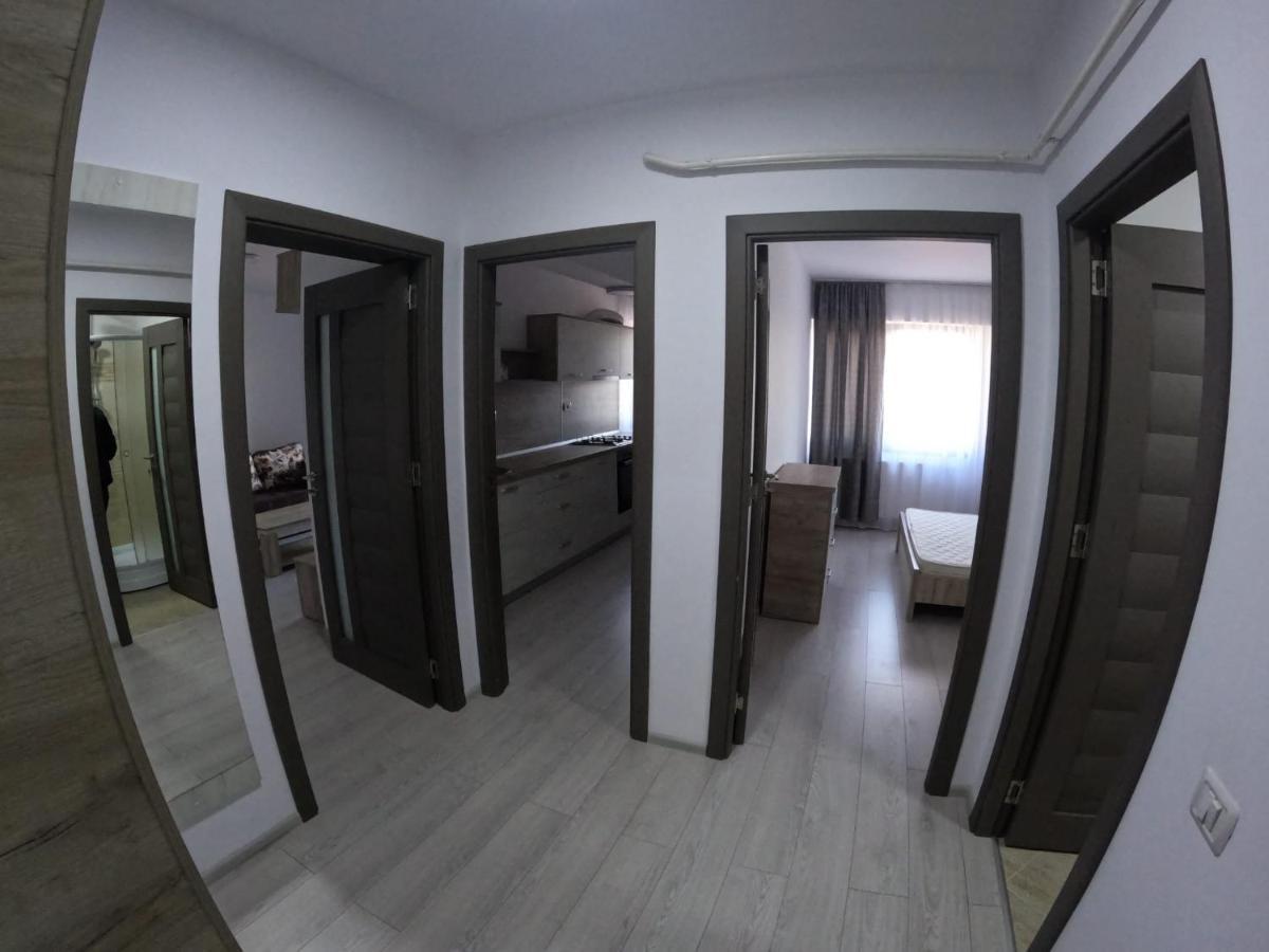 Cazare Bloc Nou Ultracentral Râmnicu Vâlcea Esterno foto