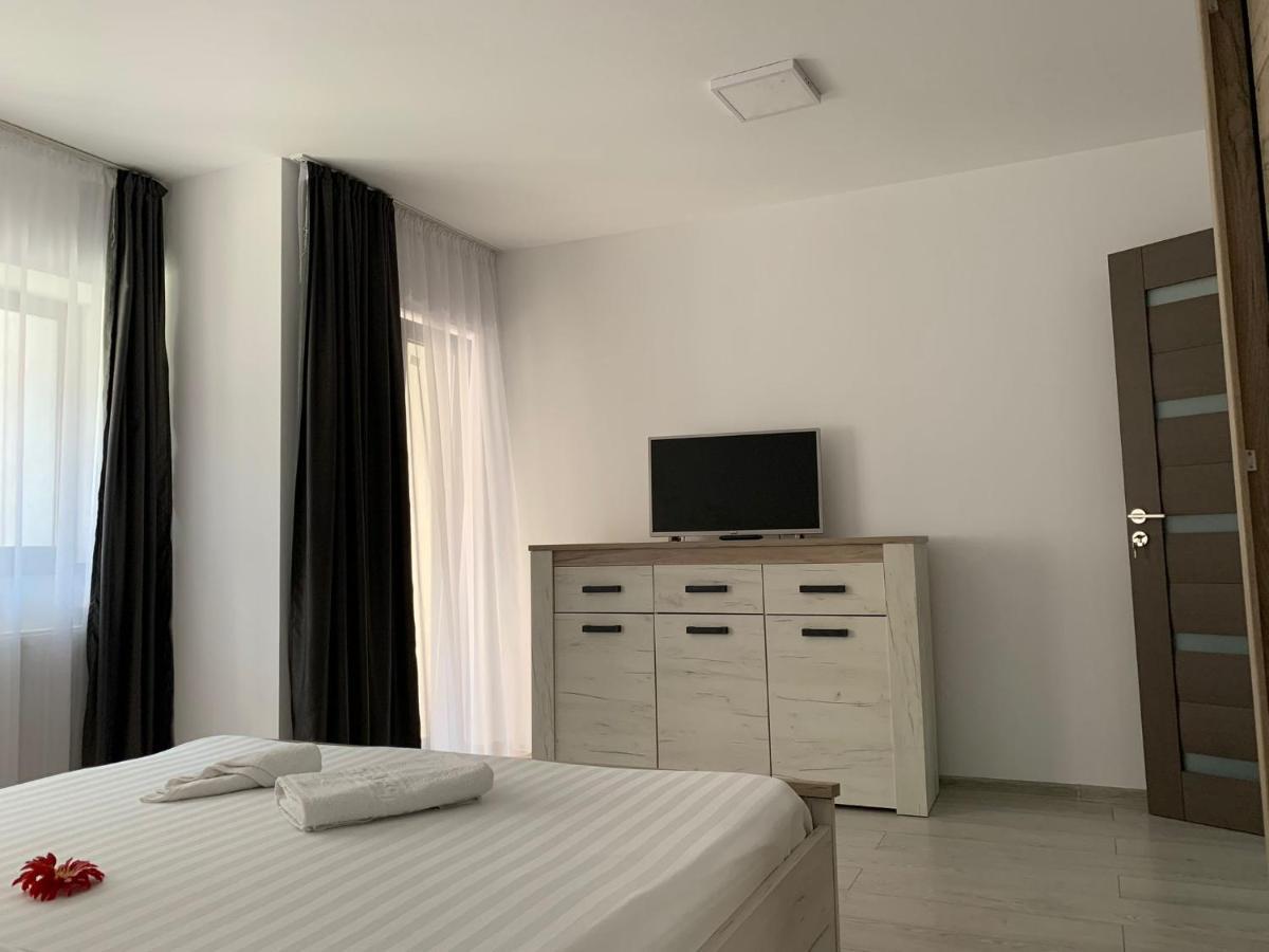 Cazare Bloc Nou Ultracentral Râmnicu Vâlcea Esterno foto
